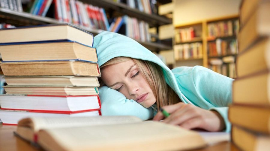 Later start times could improve sleep schedules for high school students. Photo credit: https://www.today.com/health/how-much-sleep-do-teens-really-need-t102616 