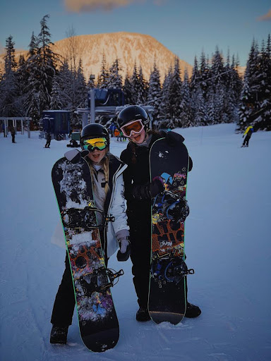 Freshman Jocelyn Hughes (Left) and Noelle Smith (Right) at White Pass. Photo taken by Jocelyn Hughes.